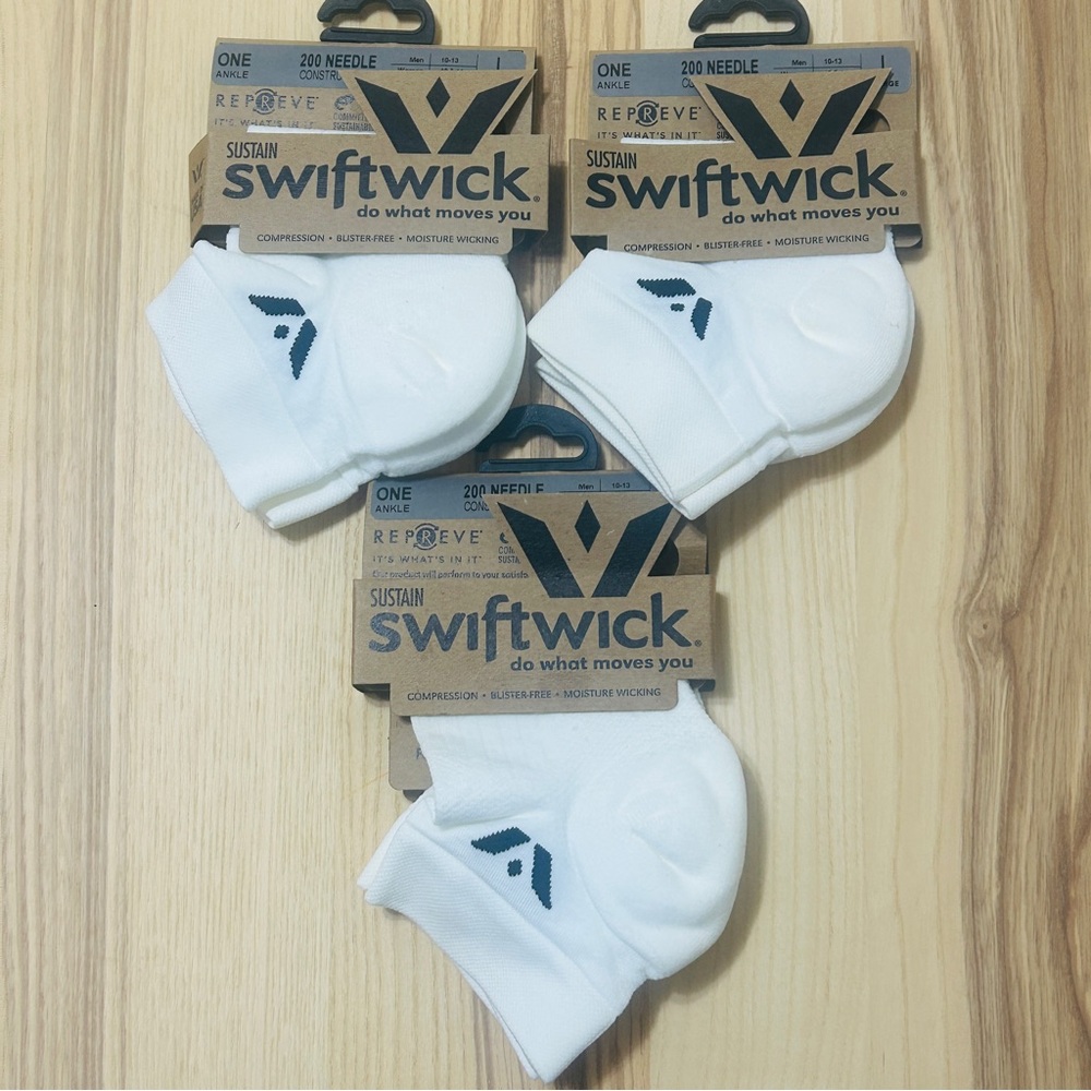 SWIFTWICK Aspire ONE Ankle Sock White 3 Pairs L / M Choose Size! Unisex